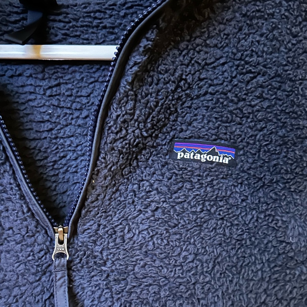 Women’s Patagonia Teddy Quarter Zip- Navy L